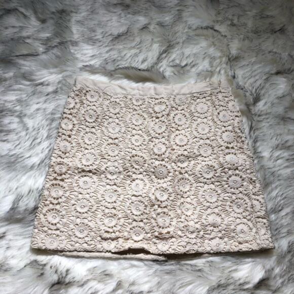 Gap Skirt Short White Floral Crochet Lace - Picture 4 of 8